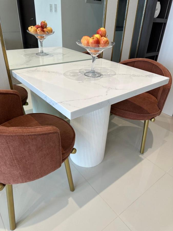 Uptown Parksuites Bgc Тагіг Екстер'єр фото