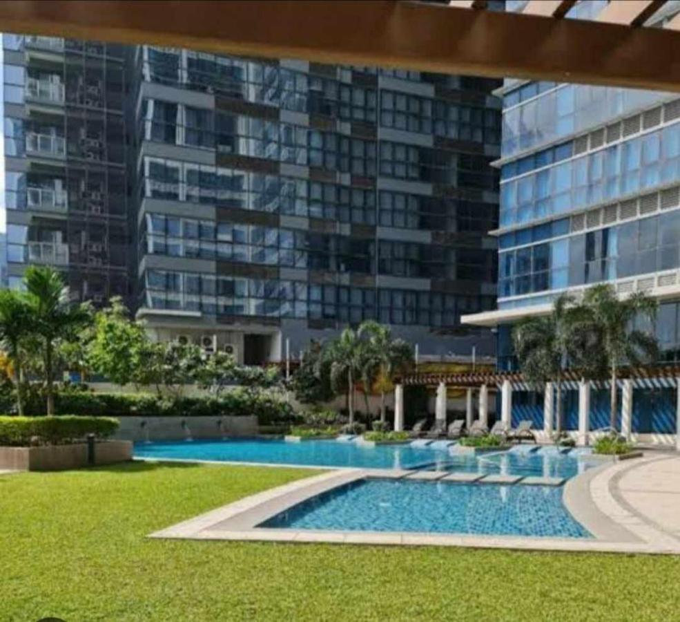 Uptown Parksuites Bgc Тагіг Екстер'єр фото